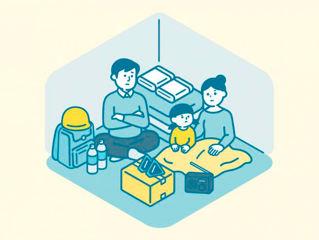 Kaksi aikuista ja lapsi istuvat lattialla. Ympärillä kotivaratarvikkeita. Kuvituskuva.